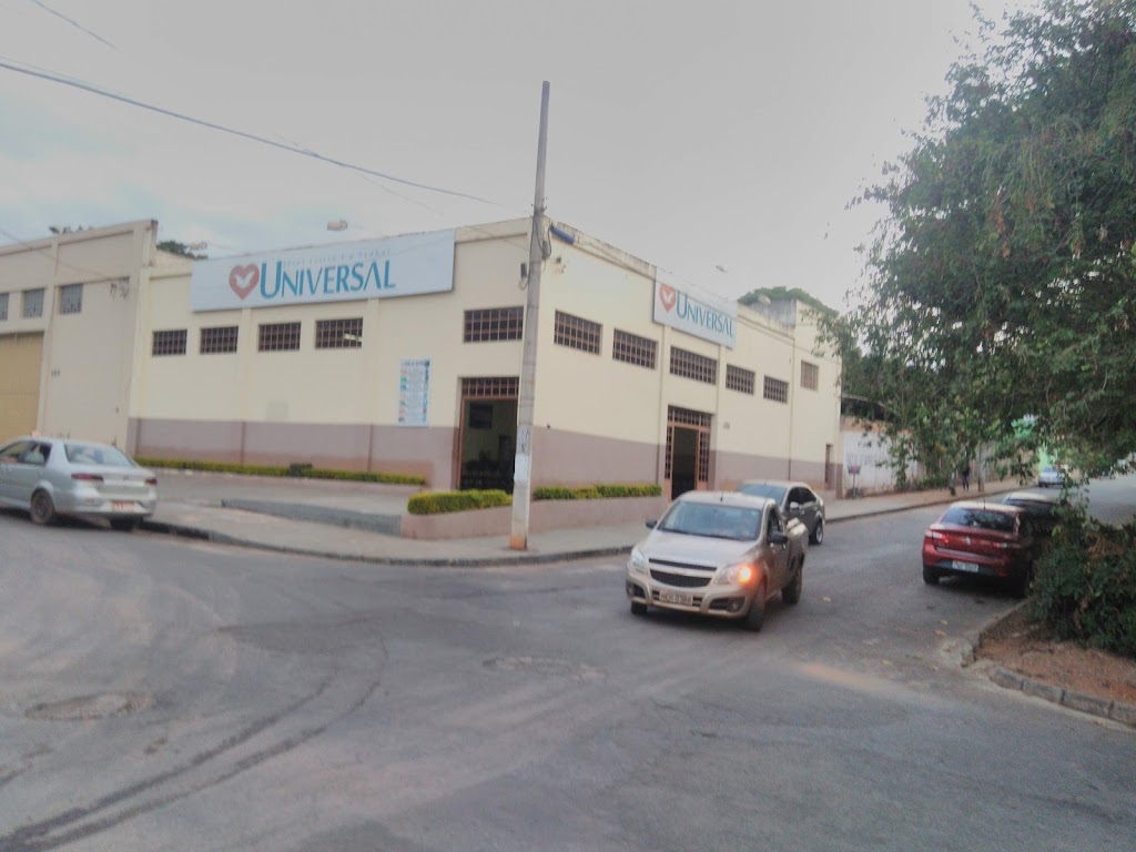 Fachada de Igreja Universal