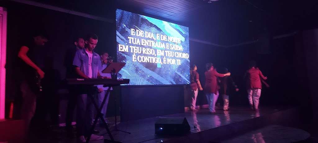 Fachada de Igreja Restaurando Vidas