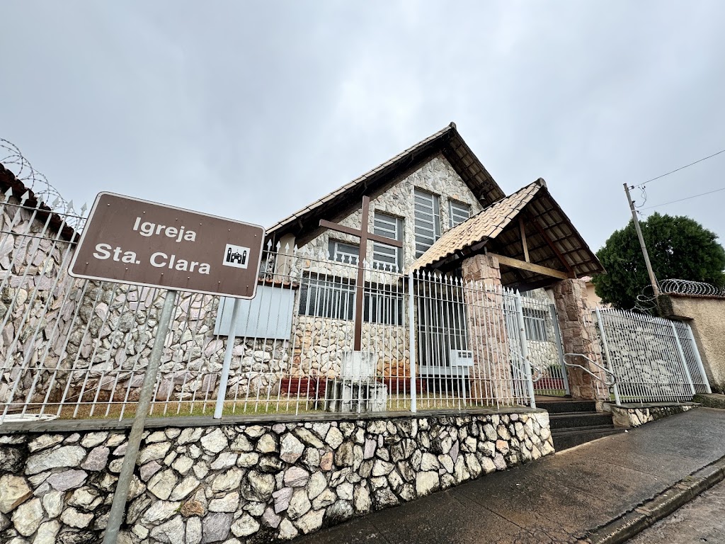 Fachada de Igreja Santa Clara