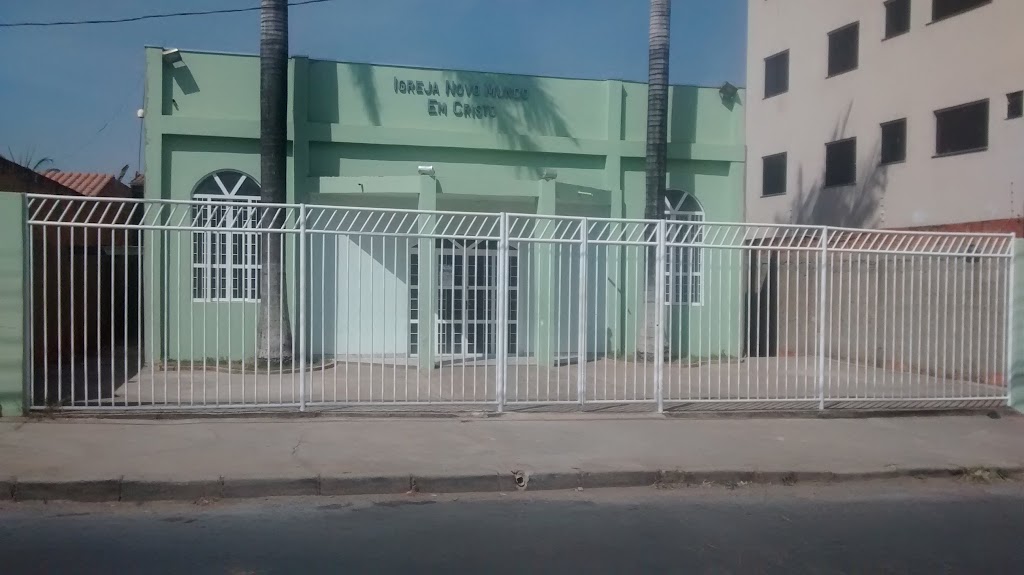 Fachada de Igreja Novo Mundo Em Cristo