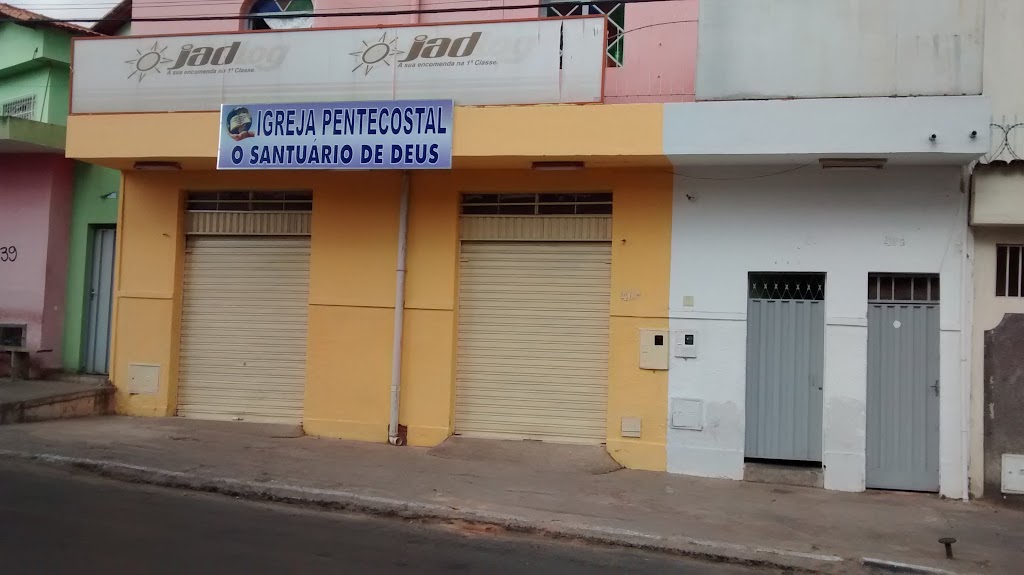 Fachada de Igreja Pentecostal O Santuário de Deus