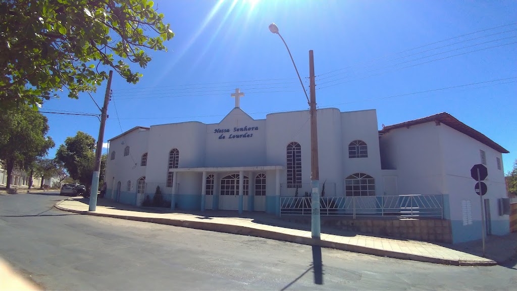Fachada de Igreja Nossa Senhora de Lourdes