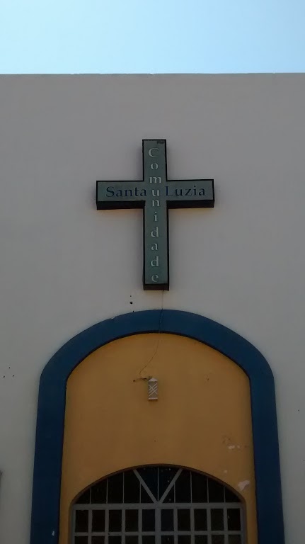 Fachada de Comunidade Santa Luiza