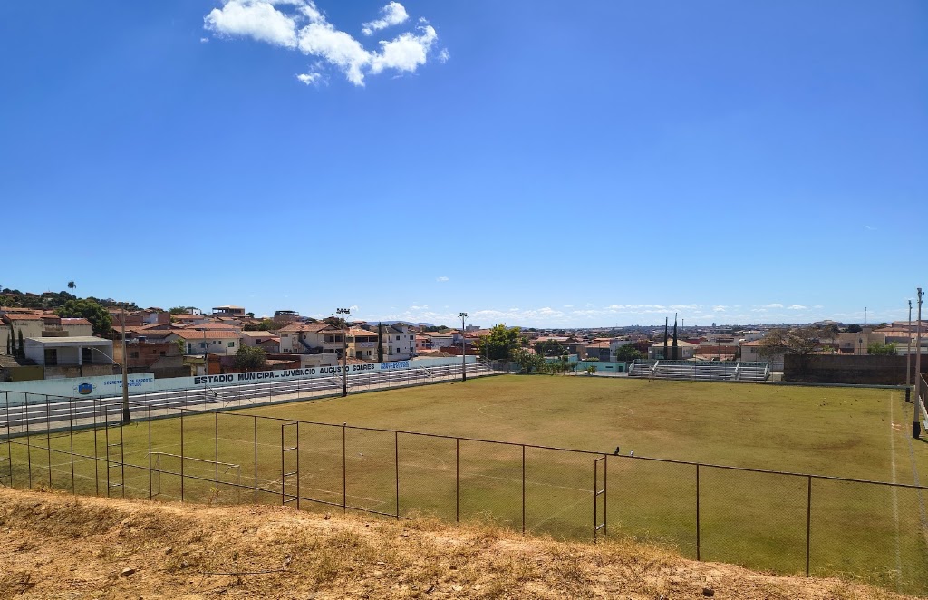 Fachada de Estádio Juvêncio Augusto Soares ( João Botelho )