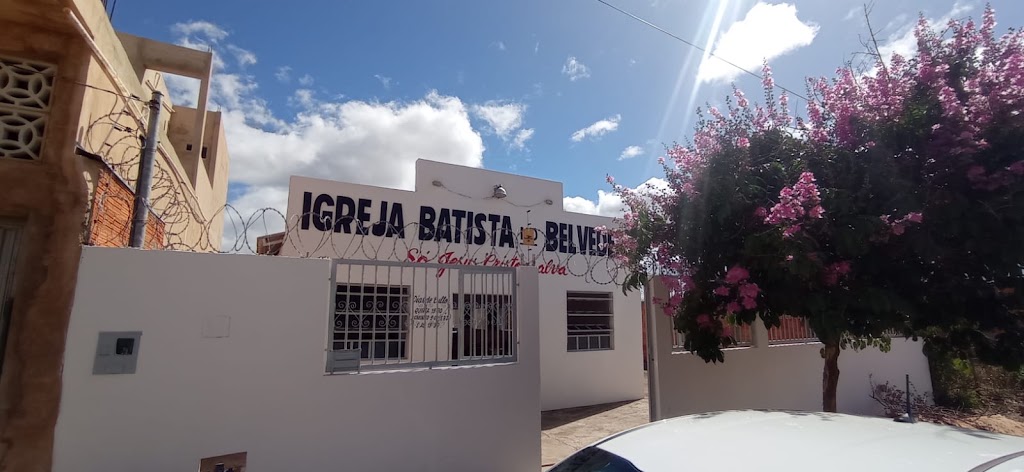 Fachada de Congregação Batista no Belvedere II