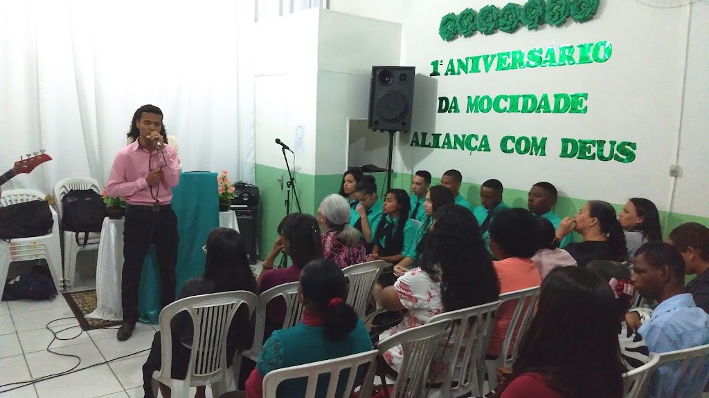 Fachada de Igreja Pentecostal Deus É Amor Santa Rita II Anexo