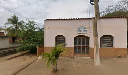 Fachada de Igreja Pentecostal Deus é Amor