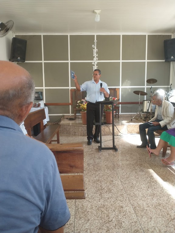 Fachada de Igreja Evangelica Assembleia De Deus. - Pontal