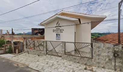 Fachada de Igreja Adventista do Sétimo Dia Bela Vista (Laranja da Terra)