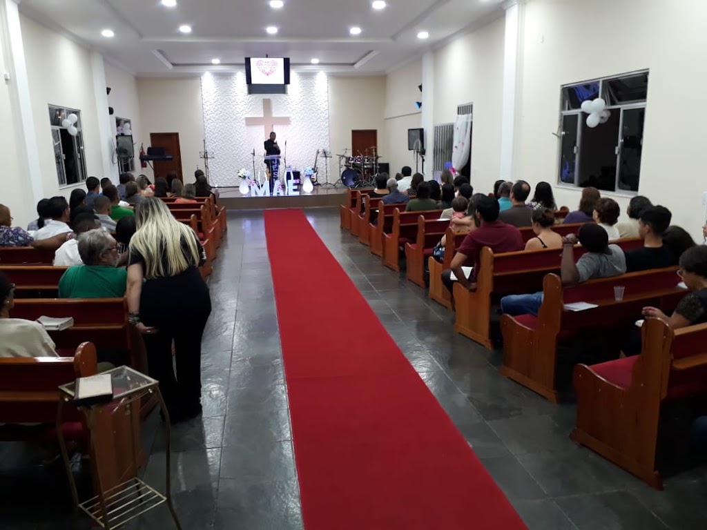 Fachada de Igreja Nova Vida Cantagalo