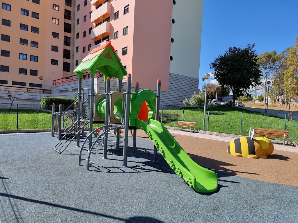 Fachada de Parque Urbano da Quinta Nova