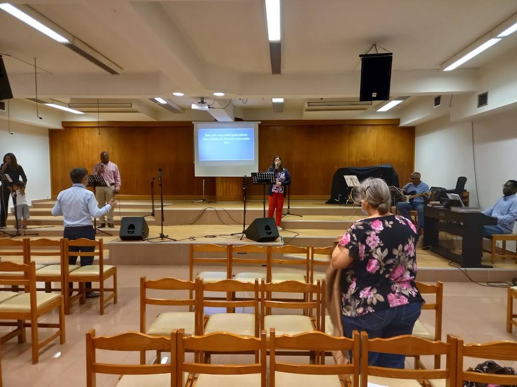 Fachada de Assembleia de Deus Póvoa de Santa Iria