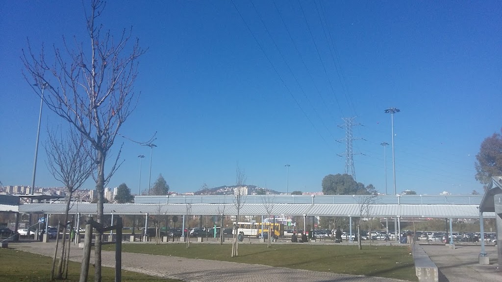 Fachada de Estação Senhor Roubado
