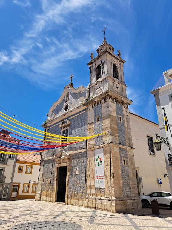 Fachada de Igreja Matriz de Odivelas