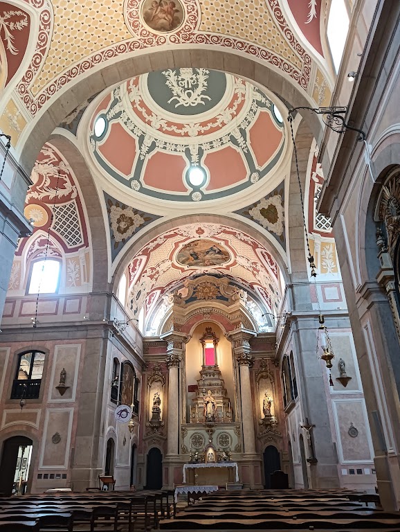 Fachada de Igreja de São Pedro em Alcântara