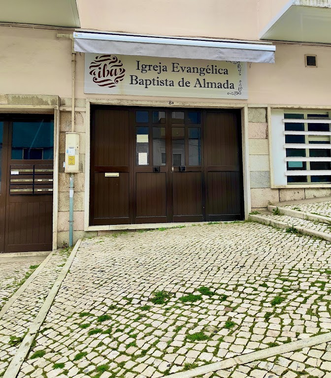 Fachada de Igreja Baptista de Almada