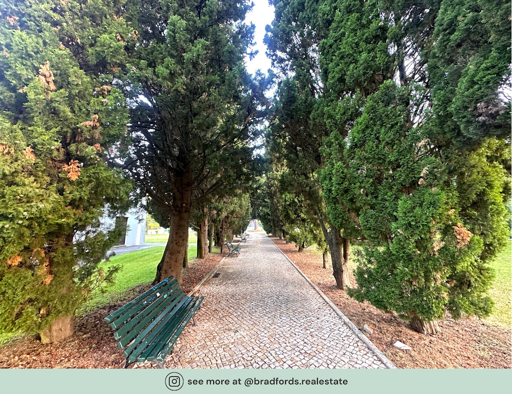 Fachada de Jardim de Santo António de Nova Oeiras