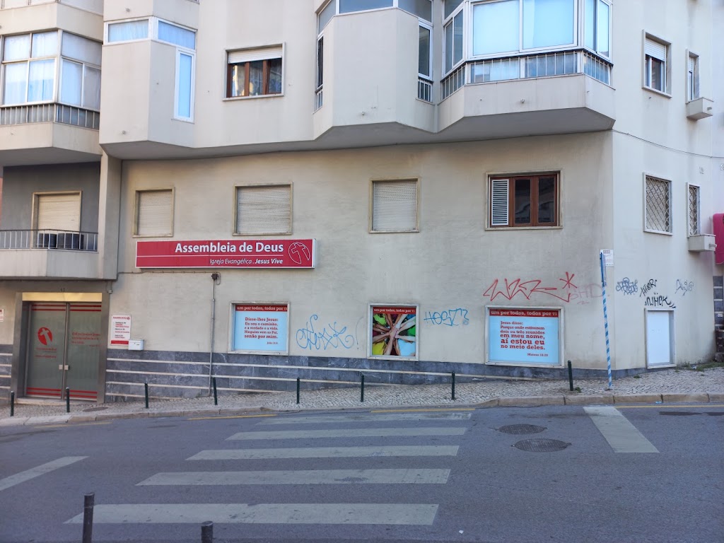Fachada de Assembleia de Deus de Algés