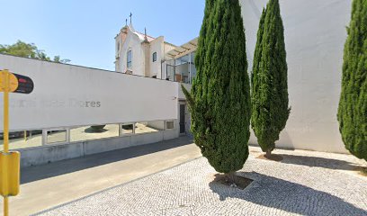Fachada de Laveiras (Igreja)