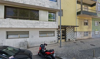 Fachada de Assembleia de Deus da Amadora