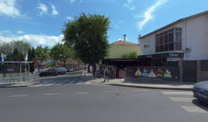 Fachada de Leceia (Igreja)