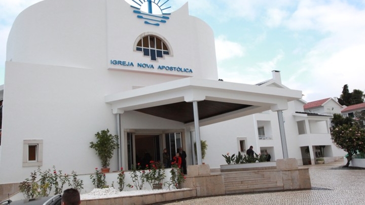 Fachada de Igreja Nova Apostólica
