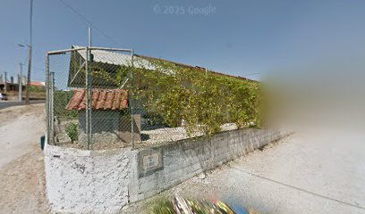 Fachada de Igreja Pentecostal Deus e Fiel Tires