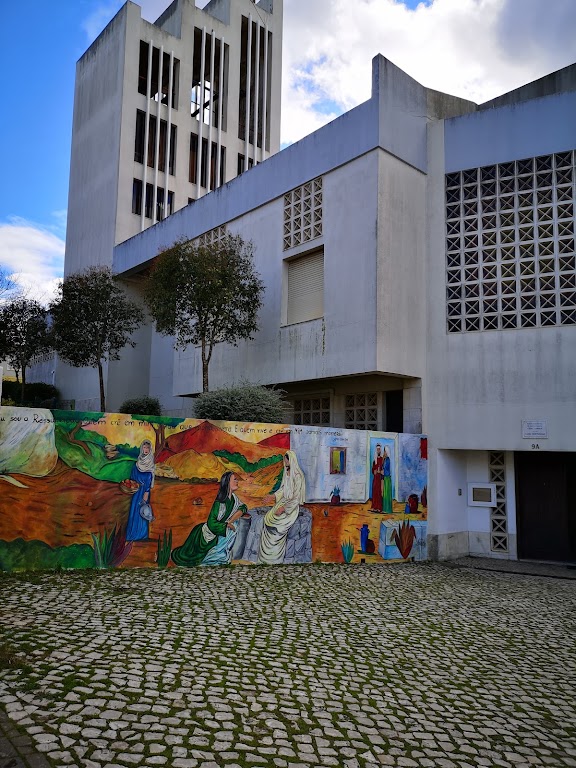 Fachada de Igreja Casal de Cambra