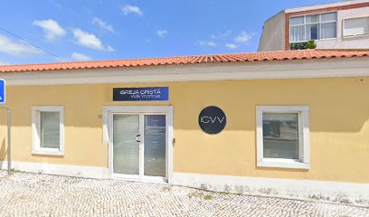 Fachada de Igreja Cristã Vida Vitoriosa - Loures
